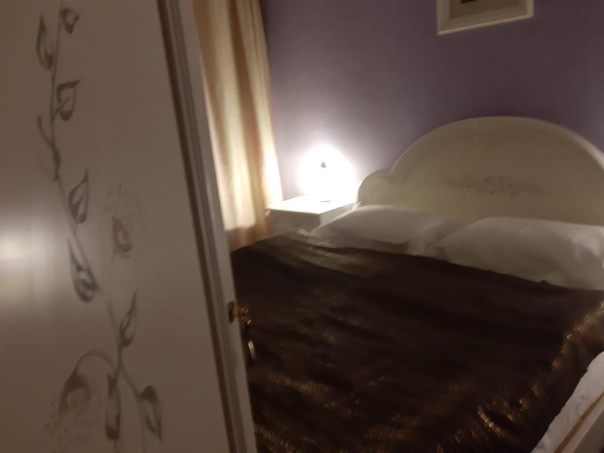Pelican Proxy Apartment Nagyvárad Kültér fotó