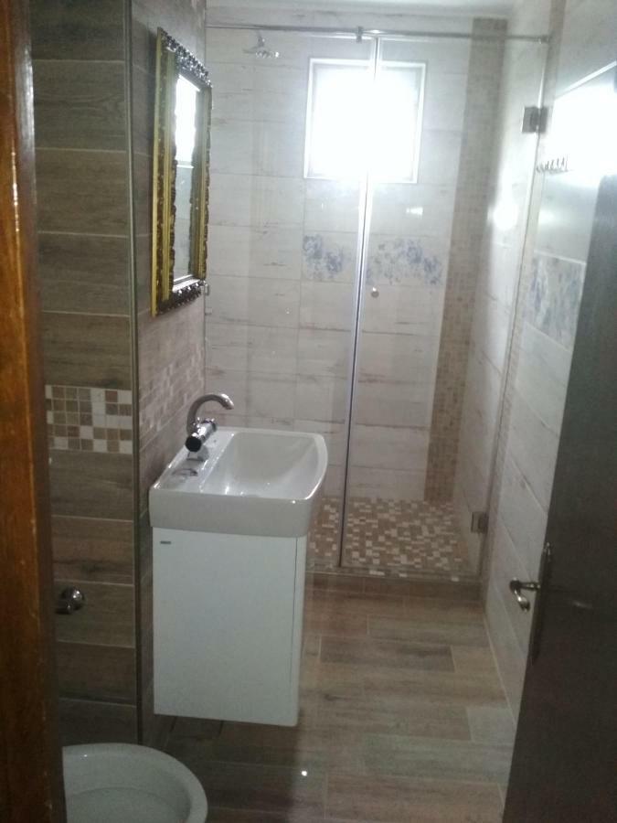 Pelican Proxy Apartment Nagyvárad Kültér fotó
